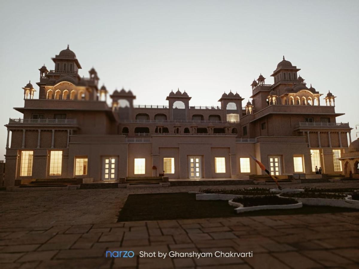 The Utopia Resort Sanchi Exterior photo