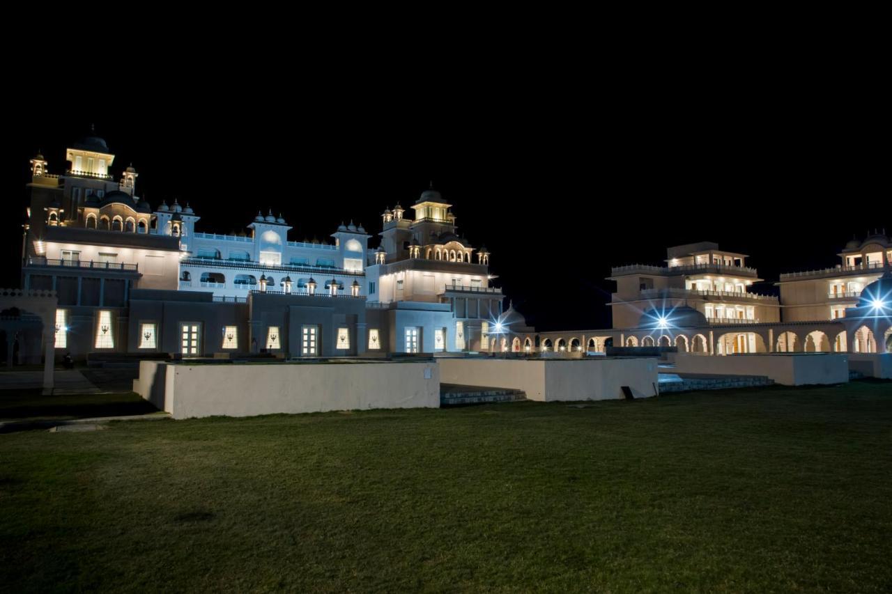 The Utopia Resort Sanchi Exterior photo