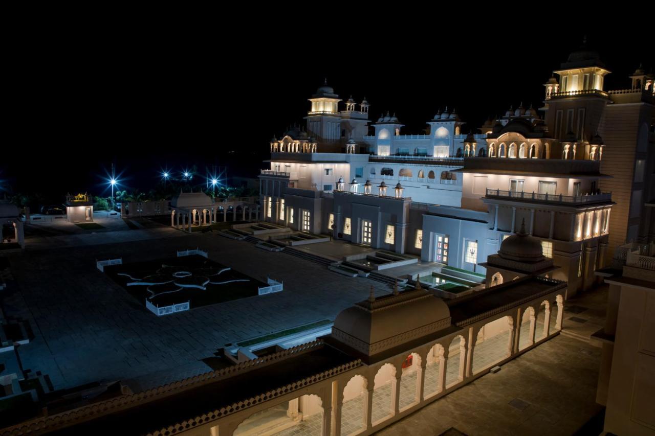 The Utopia Resort Sanchi Exterior photo