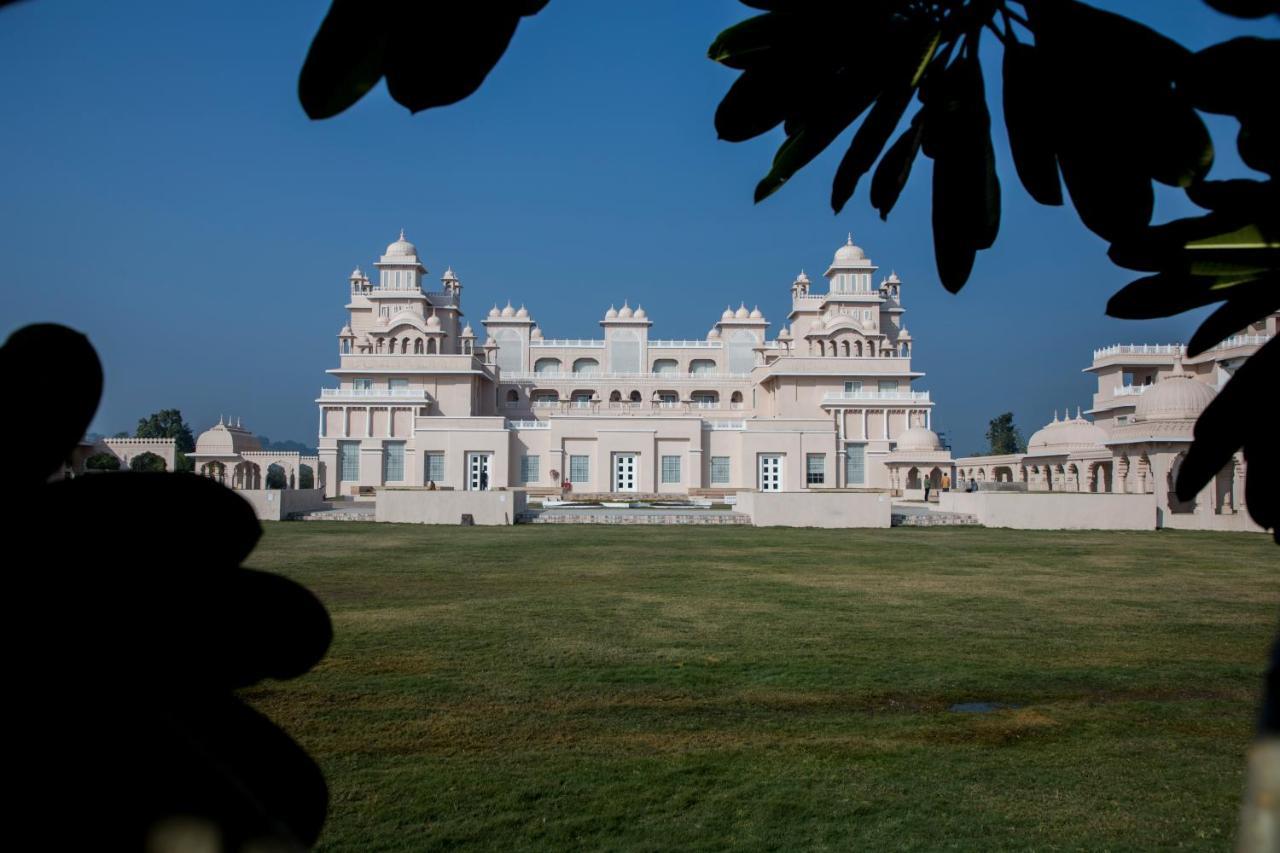 The Utopia Resort Sanchi Exterior photo