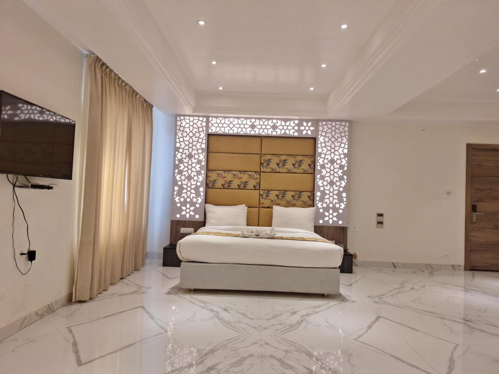 The Utopia Resort Sanchi Exterior photo